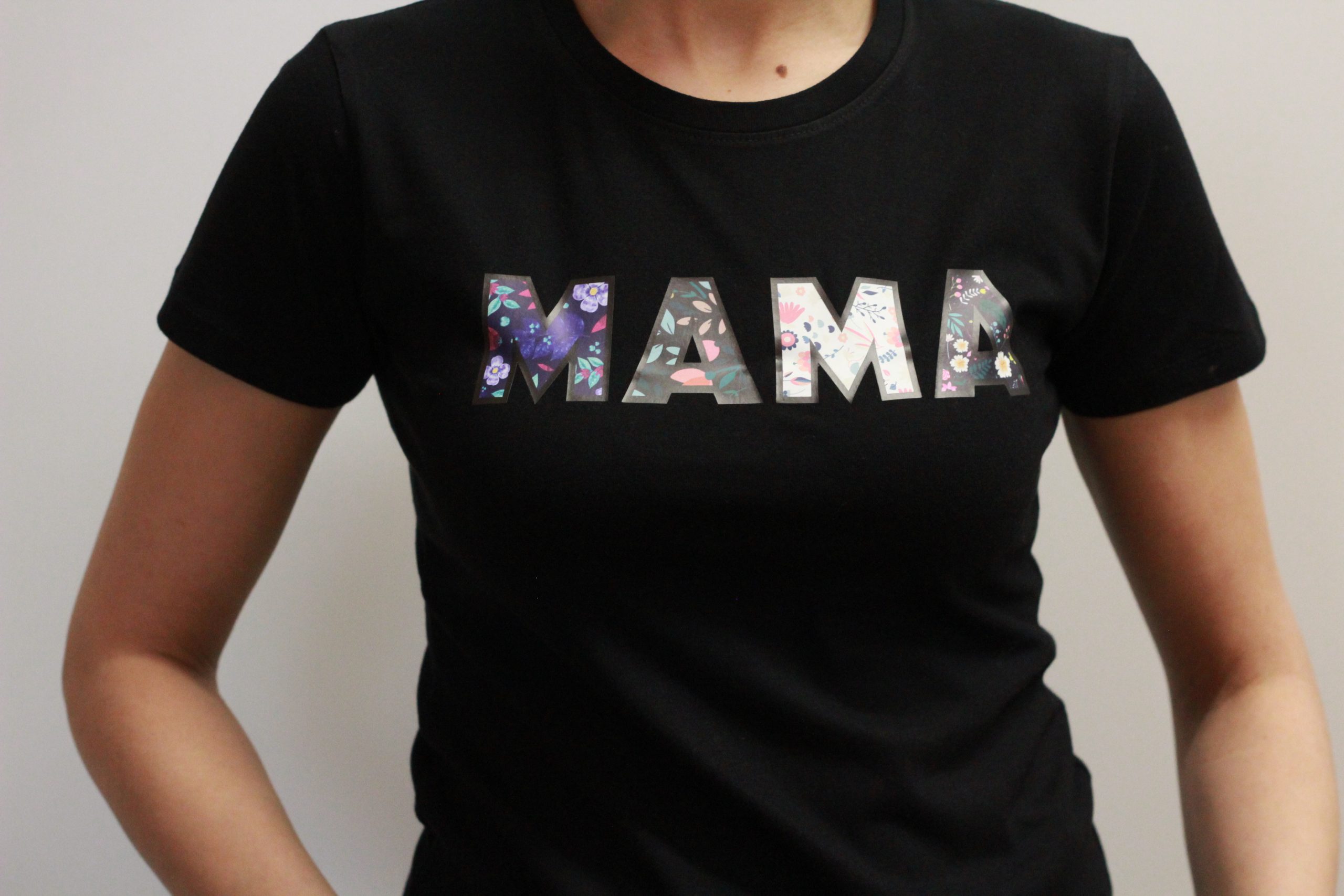 Moteriški marškinėliai "Mama" - Image 2